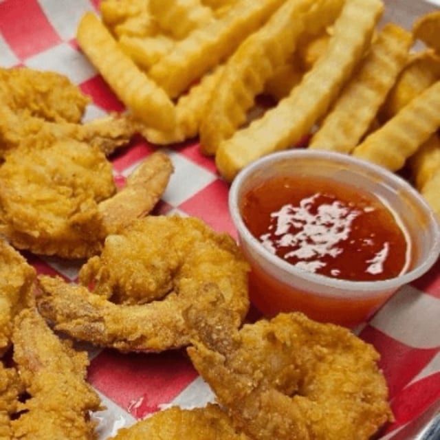 Shrimp (4pcs) + Fries + 24oz Soda.