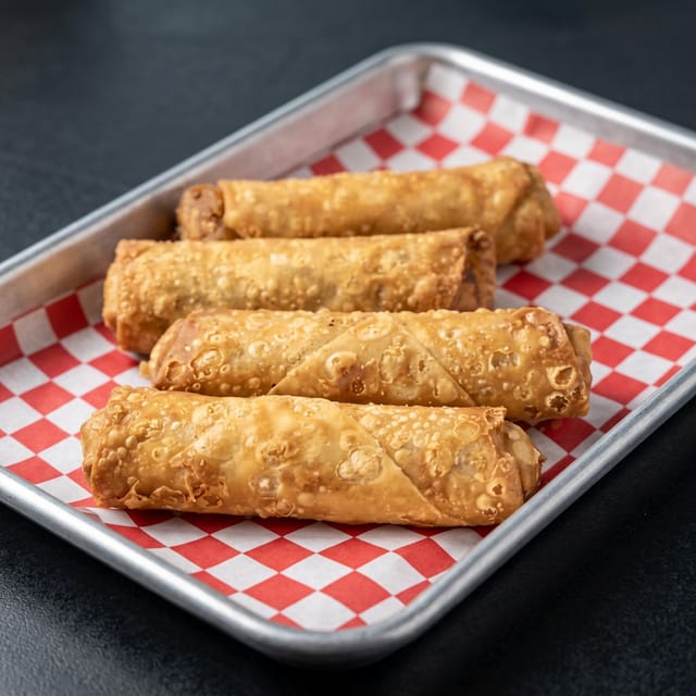 Cheeseburger Egg Rolls (2 Pieces).