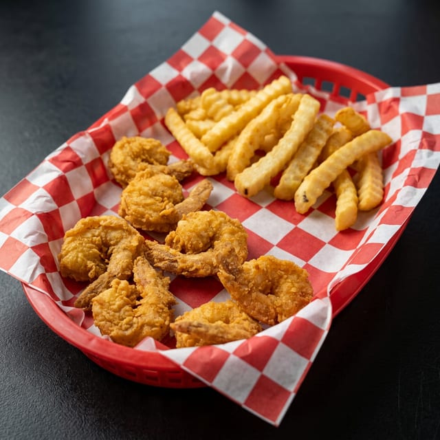 Shrimp (4pcs) + Fries + 24oz Soda.